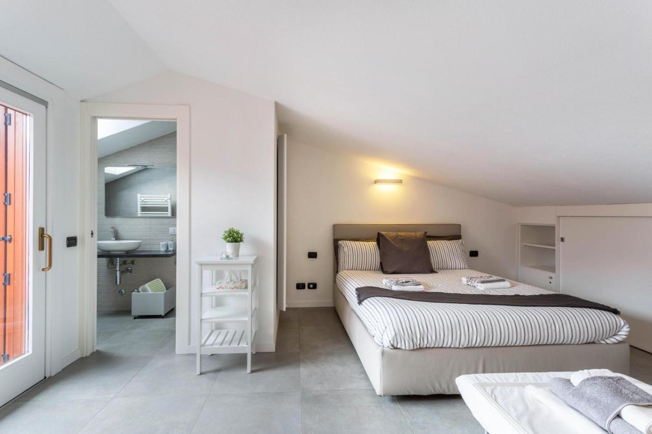 New Eleven Apartment On Como Lake Oliveto Lario ภายนอก รูปภาพ